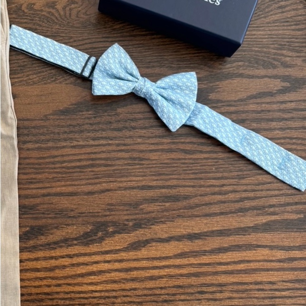 Light Blue Textured Bow Tie